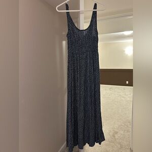 Faherty Dress in Navy Ditsy Floral